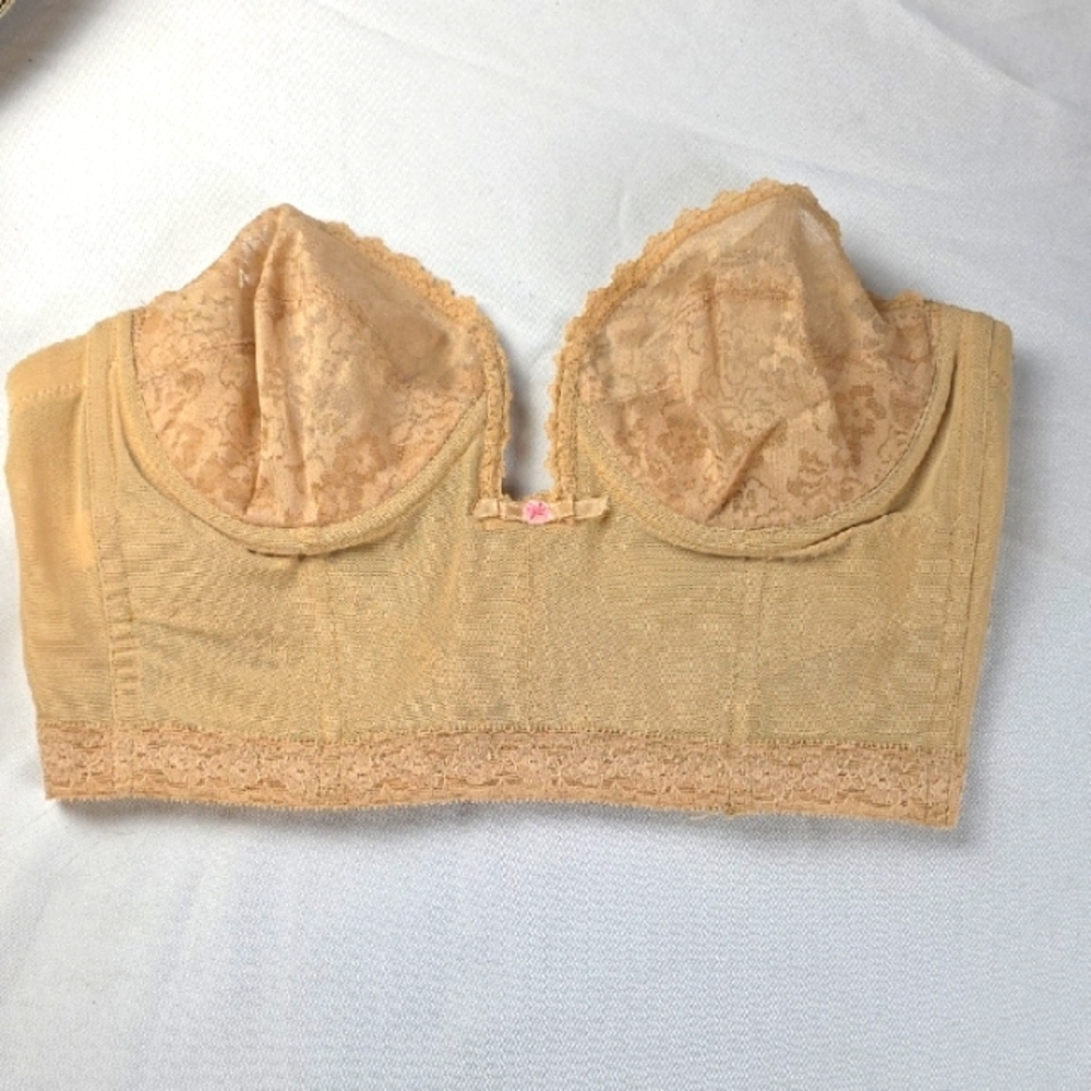 VTG Lady Marlene Women's Bra Bustier Tan Lacy Strapless Underwire Boning 38B EUC